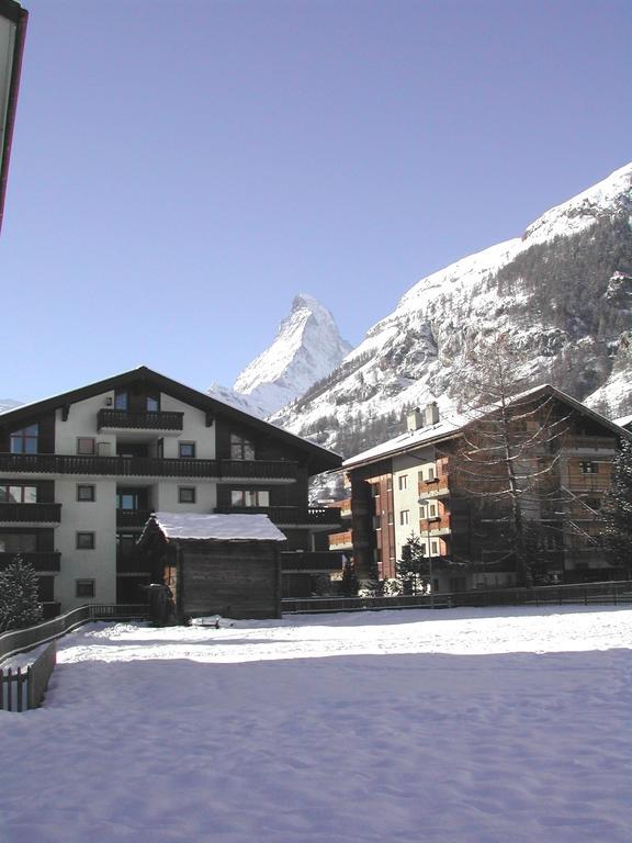 Haus Arbgrat Apartment Zermatt Bagian luar foto